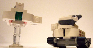 Illustration for article titled Using Hundreds of LEGO Star Wars Mini-Spaceships to Create Huge Battles